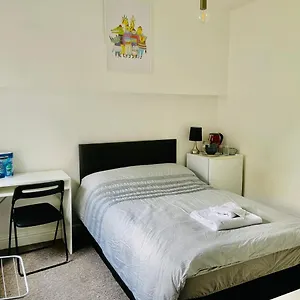 305 High Town Road Luton (Bedfordshire)
